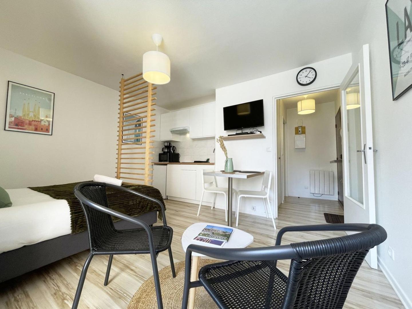 La Parenthese Chartraine Apartment Chartres Exterior photo